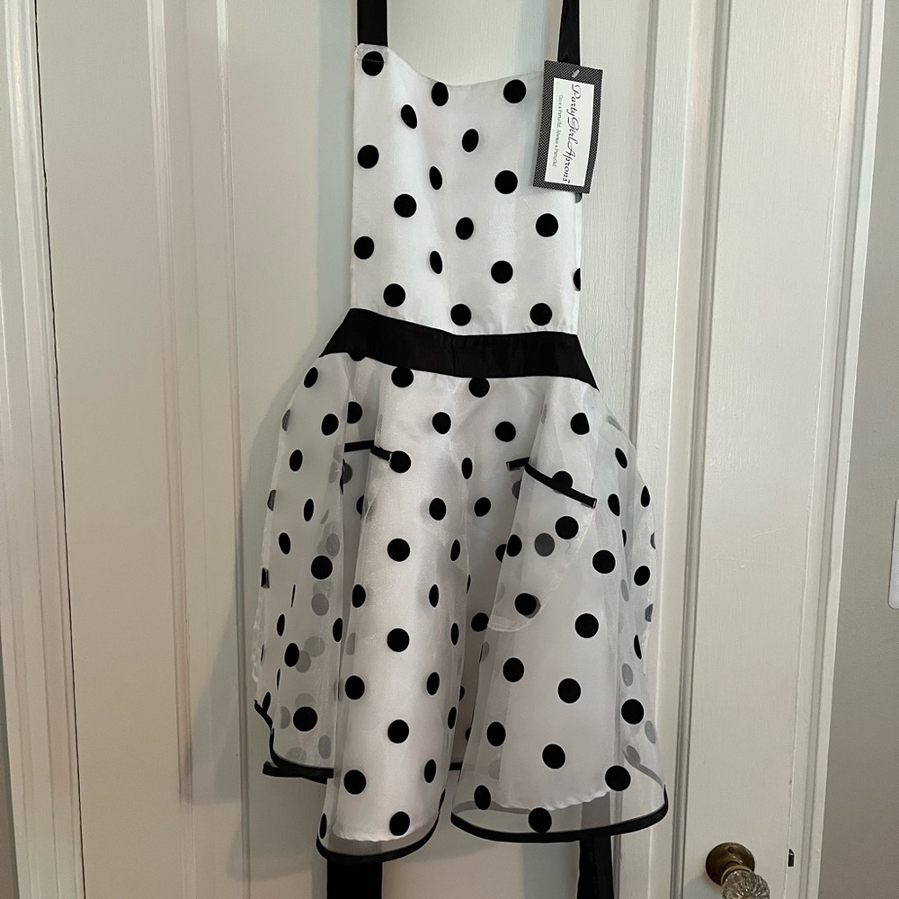 NWT Polka Dot Apron